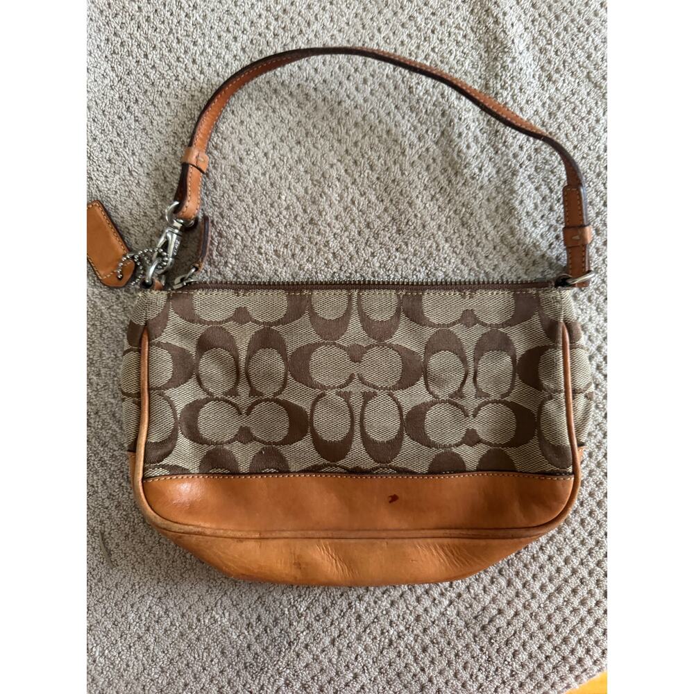 Coach 100% Leather Hampton Demi Logo Handbag ~ Darling - Picture 5 of 5